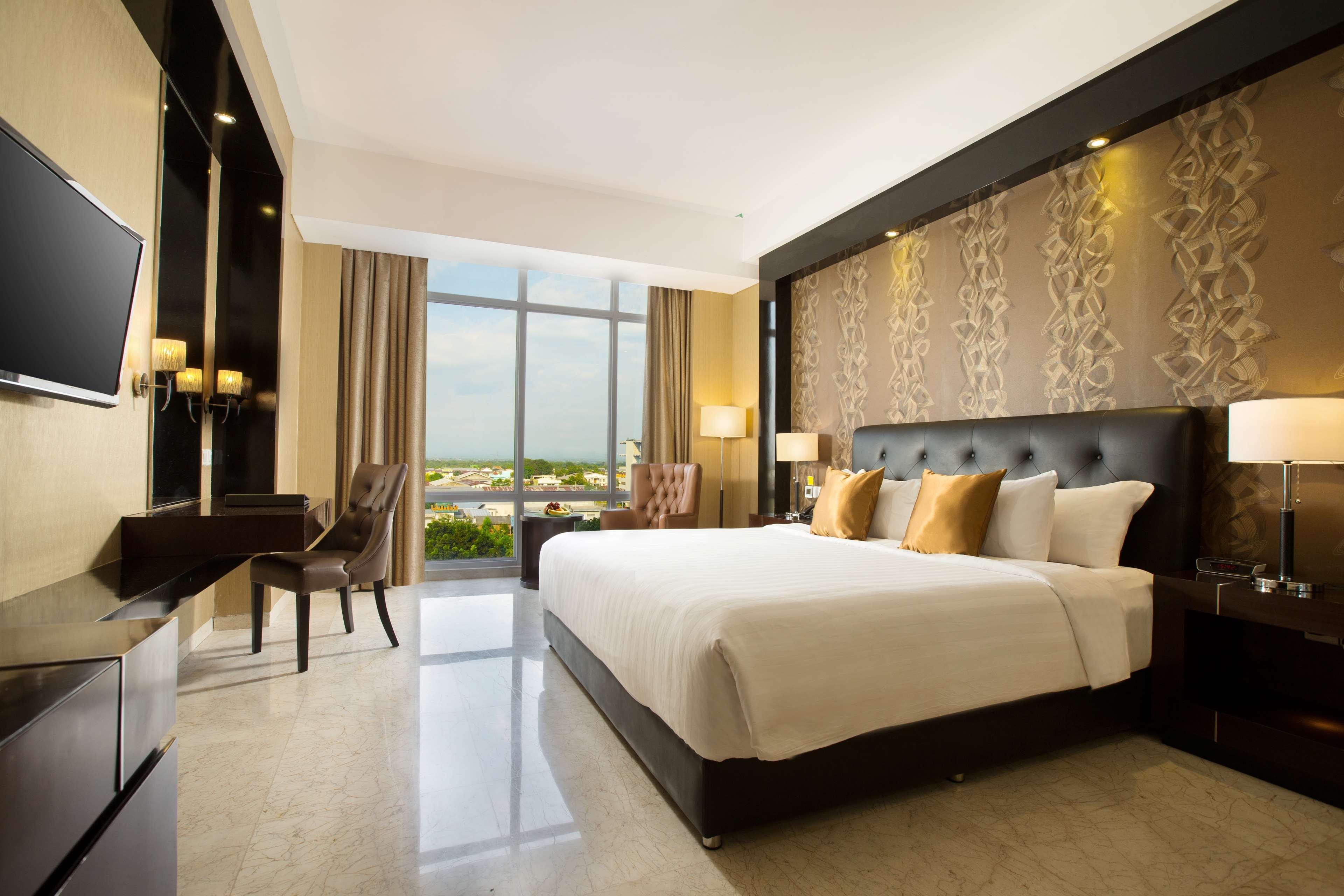 เบสต์ เวสเทิร์น พรีเมียร์ โซโล บารู Hotel Surakarta  ภายนอก รูปภาพ