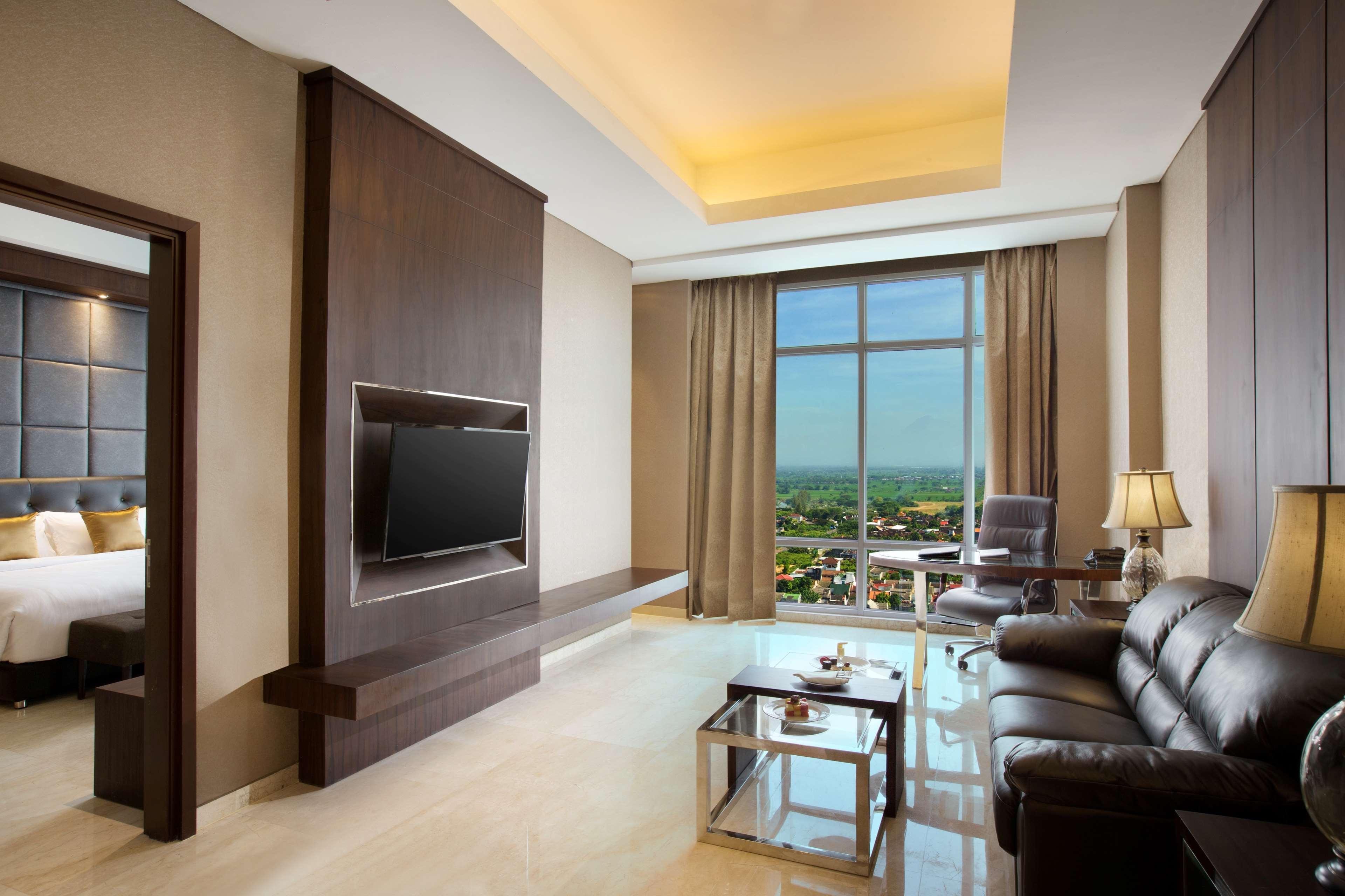 เบสต์ เวสเทิร์น พรีเมียร์ โซโล บารู Hotel Surakarta  ภายนอก รูปภาพ
